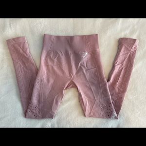 GYMSHARK LEGGINGS (MATCHING SET)